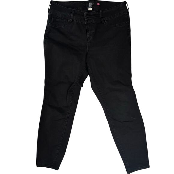 20R Torrid Jeans - Picture 1 of 4
